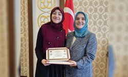 Örgün Eğitimle Birlikte 8 Ayda hafız oldu