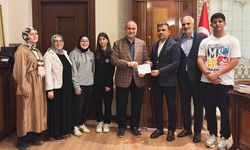 Adana Özel Marmara Okullarından Filistin'e destek