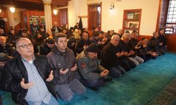 Edirne'deki Dar'ül Hadis Camii'nde dua geleneği yaşatılıyor