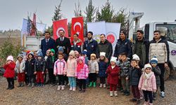 Arapgir'de minikler, fidan dikme etkinliğinde buluştu