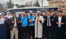 Göynücek'te vatandaşlar dualarla umreye uğurlandı