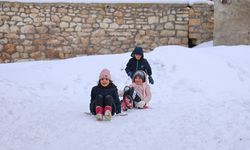 Birçok il ve ilçede kar yağışı nedeniyle eğitime bir gün ara verildi