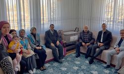 Sinanpaşa'da "Hayata Başlarken" projesi kapsamında aileler ziyaret edildi