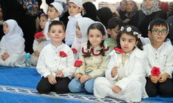 Minikler, Terzibaba Camii'nde üç ayları karşıladı