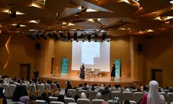 Arnavutluk'ta "Doğumunun Hicri 1500. Yılında Hz. Muhammed" konferansı