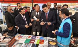 Toprakkale'de aile standına ilgi