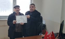 82 yaşında okuma yazma öğrendi