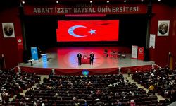 Bolu'da gençler Kur'an sofrasında buluştu