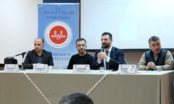 Diyarbakır'da "Dijital Dünyada Din, Bilim ve Gençlik" paneli