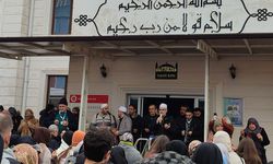 Gürsu'da umreciler dualarla uğurlandı