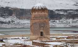 Hasankeyf beyaza büründü