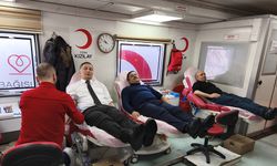 Hakkari'de din görevlilerinden kan bağış kampanyasına destek