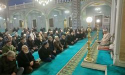 Yenibosna Mevlana Camii’nde sabah namazı buluşması