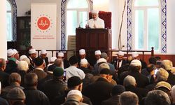 Başkan Yardımcısı Şahin, Bayraklı'da okunan hatimlerin duasını yaptı