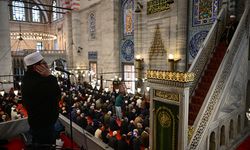 Ramazanın ilk cuma namazı kılındı