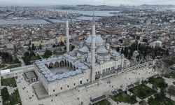 İstanbul'un ilk büyük selatin camisi "Fatih Camii"