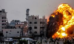 Ateşkese rağmen Gazze bombalanıyor