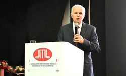 Dr. Hazırlar: Kur'an'ı dil, akıl ve kalple okumalıyız