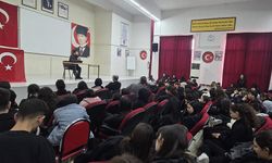 Müftü Polater, liseli öğrencilerle buluştu