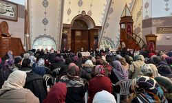 İstanbul'da kadınlar Berat Gecesi programında buluştu