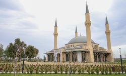 KKTC'de yapımı tamamlanan Millet Camii ramazana hazır