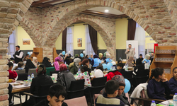 Şanlıurfa'da yetimler iyilik sofrasında buluştu