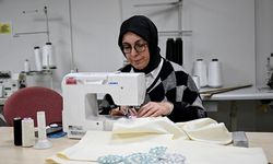 Depremzede esnaf, TDV'nin "İyilik Atölyesi"nde mesleğine döndü