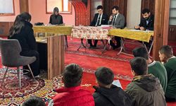 Ahırlı'da "Hadis Yarışması" düzenlendi