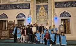 Ataşehir’de gençler müftülüğün iyilik sofrasında buluştu