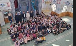 Besni'de çocuklar camide buluştu