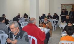 Lalabel Mahallesi aynı sofrada iftar açıyor