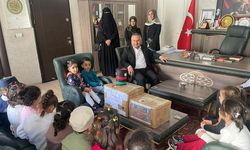 Hakkarili miniklerden anlamlı yardım