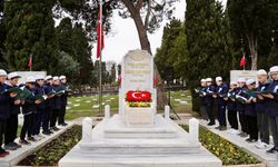 İstiklal Marşı’nın 105. yılında Mehmet Akif Ersoy kabri başında anıldı