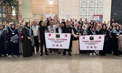 Mardin'de 47 çift dualarla umreye uğurlandı