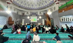 Şavşat'ta çocuklar camide yarıştı