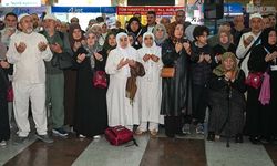 Ankara'dan ilk hac kafilesi dualarla uğurlandı