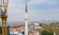 Ayasofya-i Kebir Camii'nin kuzeydoğu minaresinde restorasyon tamamlandı