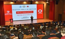 Başkan Yardımcısı Şahin, hafızlarla buluştu