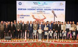 Erzincan'da üniversiteli gençler Kur'an'ı güzel okumak için yarıştı