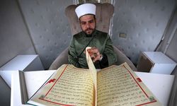 Erzurum Asri Mezarlığı'nda 11 yıldır hafızların Kur'an tilaveti yankılanıyor