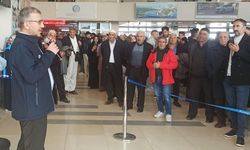 Vanlı hacı adayları mukaddes topraklara uğurlandı