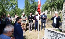 Müftü Ahmet Hulusi Efendi kabri başında anıldı