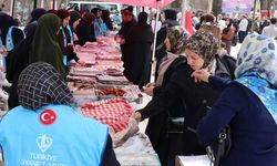 Bitlis'te "İki İnsan Bir Hayat" projesi kapsamında kermes açıldı