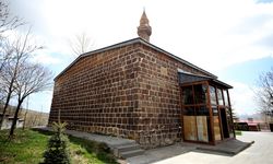 Bitlis'te asırların izini taşıyan Ayasofya Cami ziyaretçilerini tarihi yolculuğa çıkarıyor