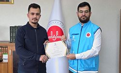 Çandır'da gençler ilk kurban vekaletlerinin TDV'ye verdiler