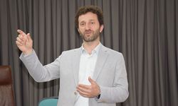 Dr. Albayrak: Zirve azim ve kararlılıkla yürüyenlerindir