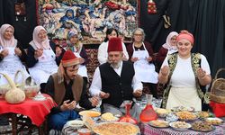 Selimiye Meydanı'nda "Edirne'nin bayram sofrası" canlandırıldı