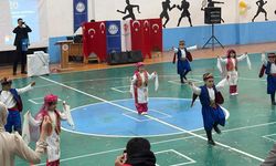 Çiftlik'te minikler yıl sonu heyecanı yaşadı