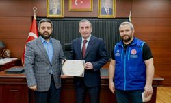 Belediye Başkanı Tombaş kurbanını TDV’ye emanet etti