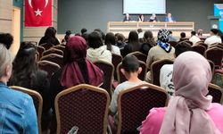 Tekirdağ’da "Şiir Okuma ve Hadis Ezberleme Yarışması" düzenlendi